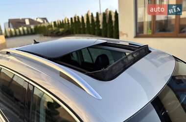 Позашляховик / Кросовер Volkswagen Tiguan 2012 в 