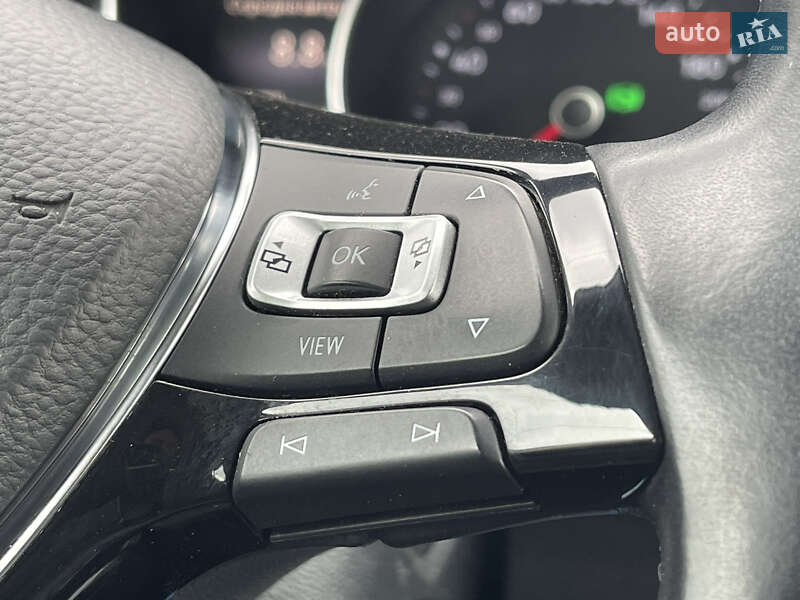 Позашляховик / Кросовер Volkswagen Tiguan 2018 в Мукачевому