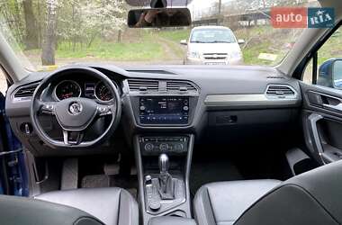 Позашляховик / Кросовер Volkswagen Tiguan 2018 в 