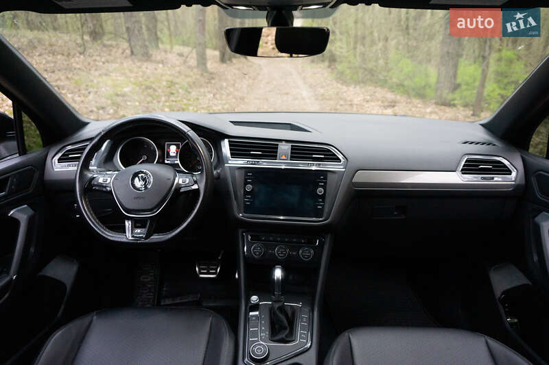 Позашляховик / Кросовер Volkswagen Tiguan 2020 в Дніпрі фото 19 Позашляховик / Кросовер Volkswagen Tiguan 2020 в Дніпрі