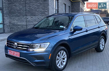 Внедорожник / Кроссовер Volkswagen Tiguan 2019 в Житомире