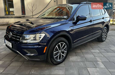 Внедорожник / Кроссовер Volkswagen Tiguan 2020 в 