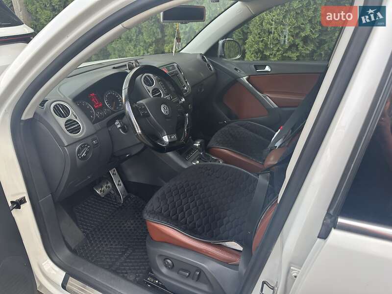 Позашляховик / Кросовер Volkswagen Tiguan 2009 в Радивиліві
