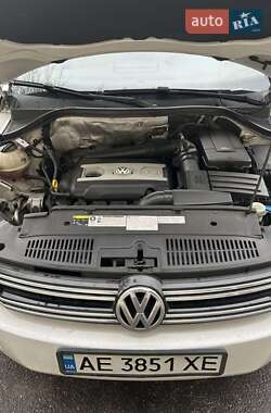 Внедорожник / Кроссовер Volkswagen Tiguan 2017 в 