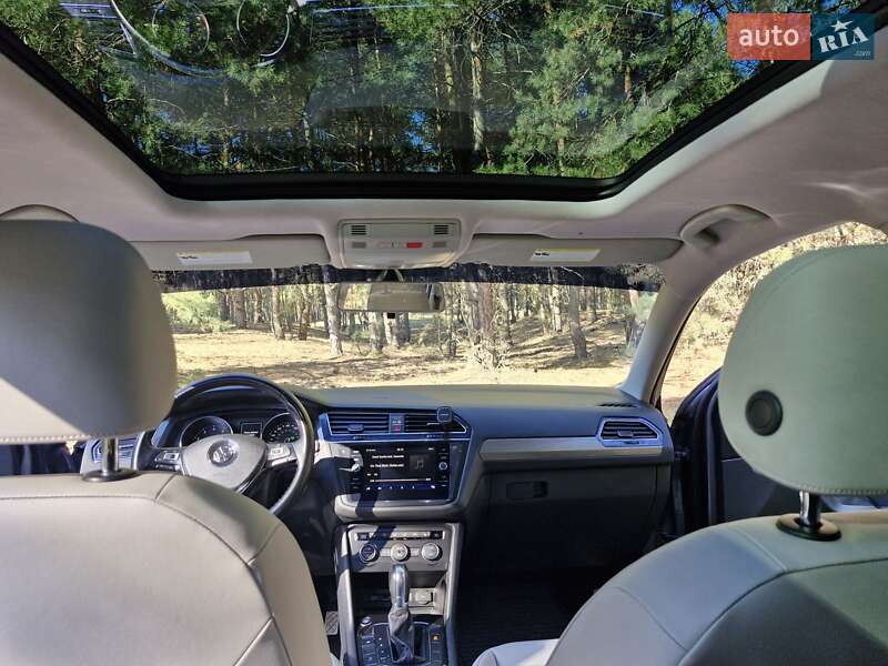 Внедорожник / Кроссовер Volkswagen Tiguan 2017 в Кременчуге