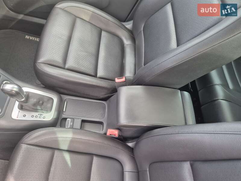 Внедорожник / Кроссовер Volkswagen Tiguan 2016 в Киеве фото 10 Внедорожник / Кроссовер Volkswagen Tiguan 2016 в Киеве