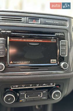 Внедорожник / Кроссовер Volkswagen Tiguan 2013 в 