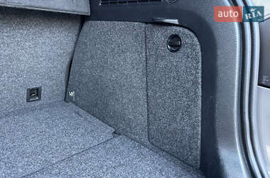 Внедорожник / Кроссовер Volkswagen Tiguan 2010 в 