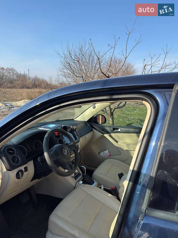 Внедорожник / Кроссовер Volkswagen Tiguan 2012 в Черкассах