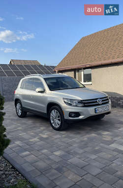 Внедорожник / Кроссовер Volkswagen Tiguan 2011 в Кривом Роге