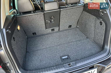 Позашляховик / Кросовер Volkswagen Tiguan 2012 в 