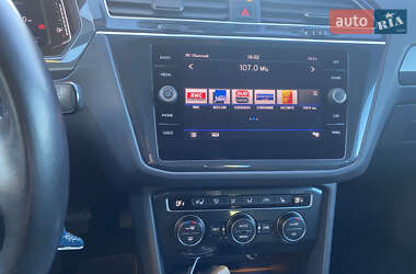 Внедорожник / Кроссовер Volkswagen Tiguan 2019 в 