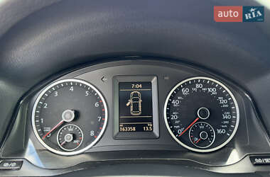 Позашляховик / Кросовер Volkswagen Tiguan 2014 в 