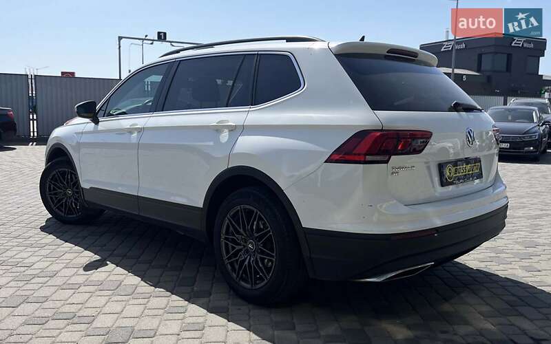 Внедорожник / Кроссовер Volkswagen Tiguan 2019 в Мукачево