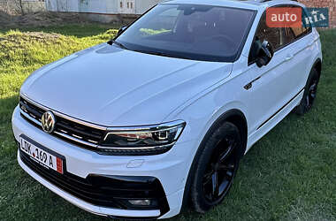 Внедорожник / Кроссовер Volkswagen Tiguan 2020 в 