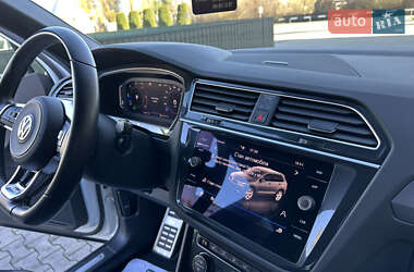 Внедорожник / Кроссовер Volkswagen Tiguan 2020 в 
