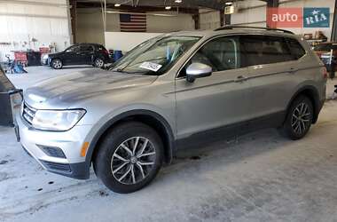Позашляховик / Кросовер Volkswagen Tiguan 2019 в 