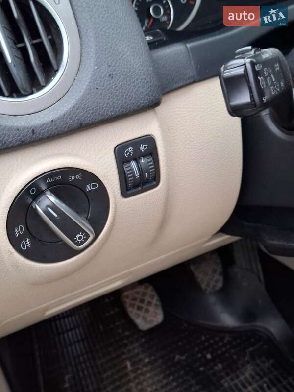 Позашляховик / Кросовер Volkswagen Tiguan 2010 в Снятині фото 50 Позашляховик / Кросовер Volkswagen Tiguan 2010 в Снятині