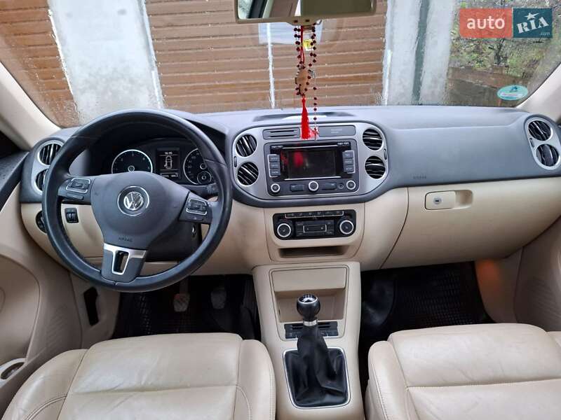 Позашляховик / Кросовер Volkswagen Tiguan 2010 в Снятині фото 45 Позашляховик / Кросовер Volkswagen Tiguan 2010 в Снятині
