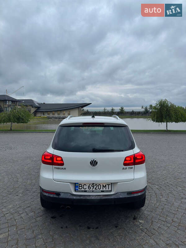 Внедорожник / Кроссовер Volkswagen Tiguan 2011 в Жовкве