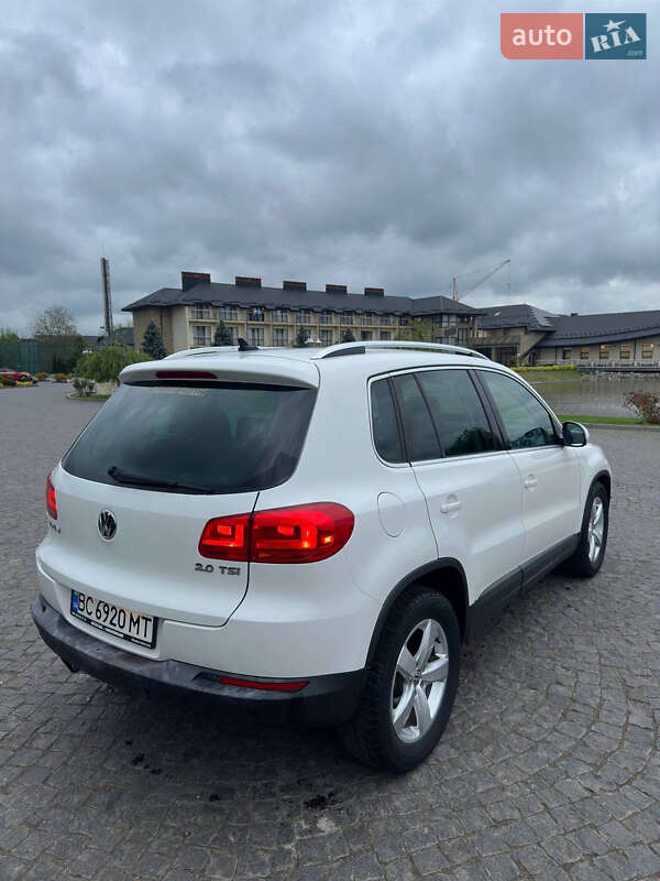 Внедорожник / Кроссовер Volkswagen Tiguan 2011 в Жовкве