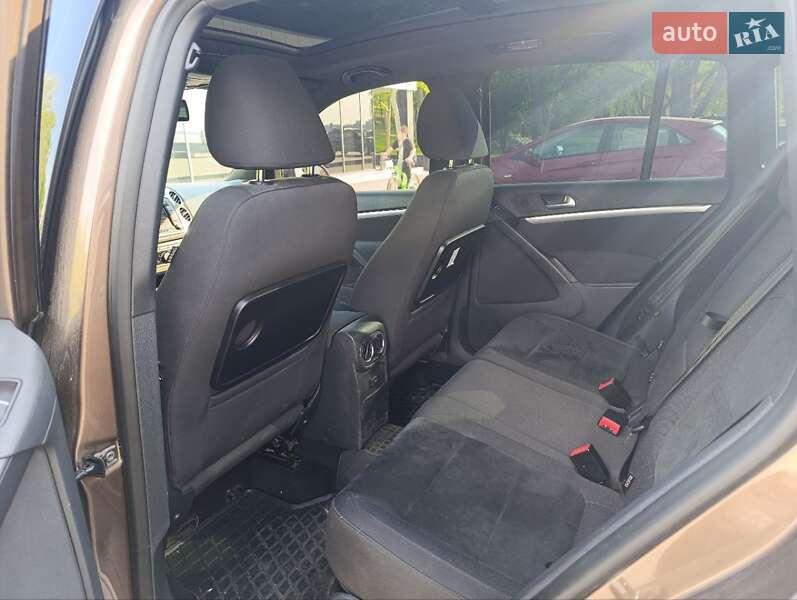 Внедорожник / Кроссовер Volkswagen Tiguan 2014 в Светловодске