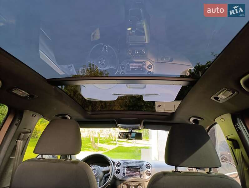 Внедорожник / Кроссовер Volkswagen Tiguan 2014 в Светловодске