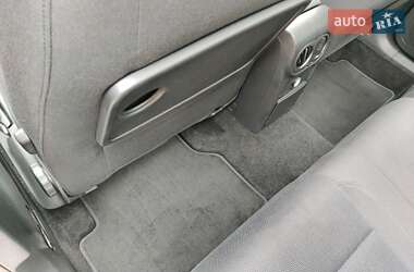 Позашляховик / Кросовер Volkswagen Tiguan 2009 в 