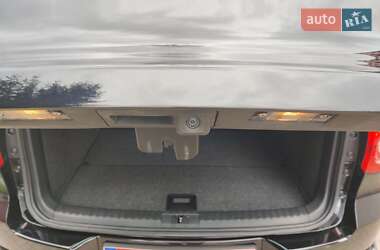 Позашляховик / Кросовер Volkswagen Tiguan 2009 в 