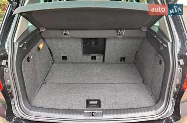 Позашляховик / Кросовер Volkswagen Tiguan 2009 в 