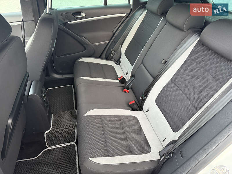 Внедорожник / Кроссовер Volkswagen Tiguan 2014 в Калуше
