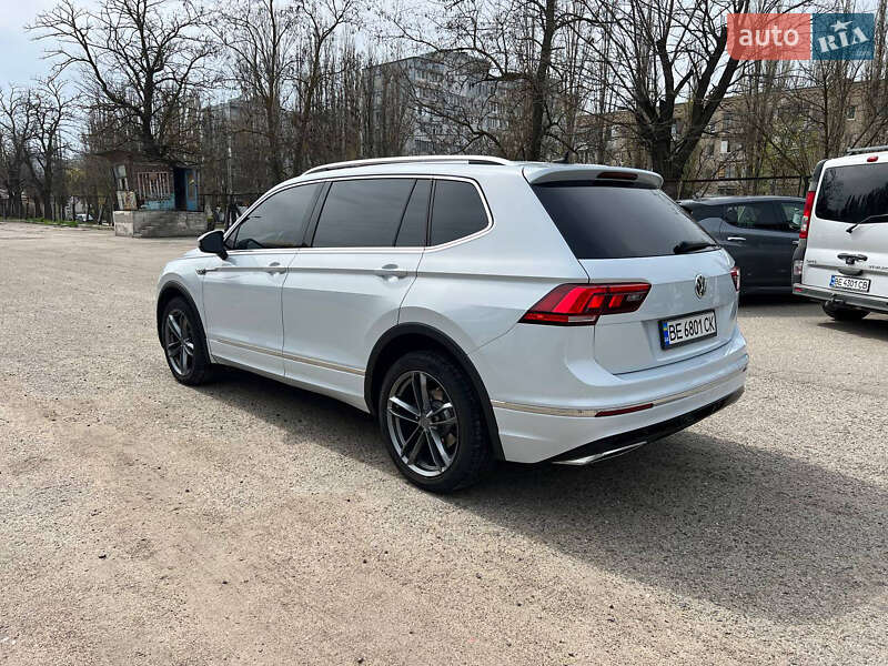 Внедорожник / Кроссовер Volkswagen Tiguan 2017 в Николаеве фото 12 Внедорожник / Кроссовер Volkswagen Tiguan 2017 в Николаеве