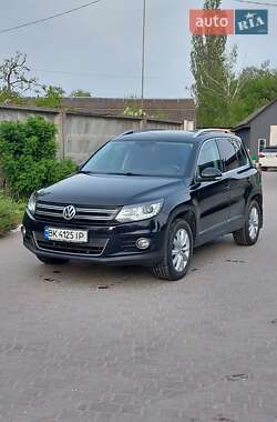 Внедорожник / Кроссовер Volkswagen Tiguan 2013 в Изяславе