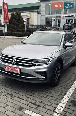 Внедорожник / Кроссовер Volkswagen Tiguan 2021 в Чигирине