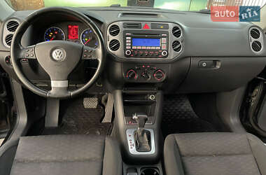 Позашляховик / Кросовер Volkswagen Tiguan 2008 в 