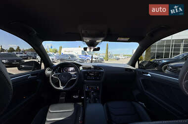 Внедорожник / Кроссовер Volkswagen Tiguan 2024 в 