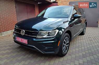 Позашляховик / Кросовер Volkswagen Tiguan 2018 в 
