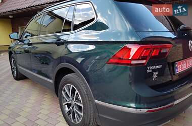 Позашляховик / Кросовер Volkswagen Tiguan 2018 в 