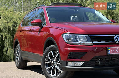 Внедорожник / Кроссовер Volkswagen Tiguan 2019 в 