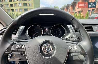 Внедорожник / Кроссовер Volkswagen Tiguan 2018 в 