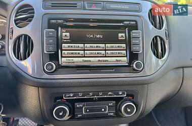 Позашляховик / Кросовер Volkswagen Tiguan 2013 в 