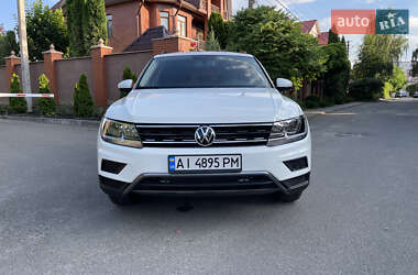 Внедорожник / Кроссовер Volkswagen Tiguan 2020 в 