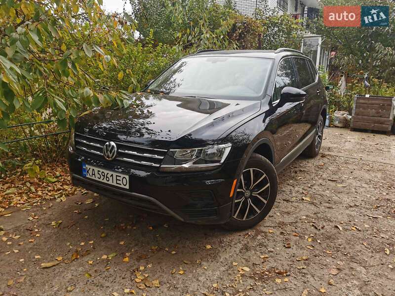 Позашляховик / Кросовер Volkswagen Tiguan 2021 в Києві
