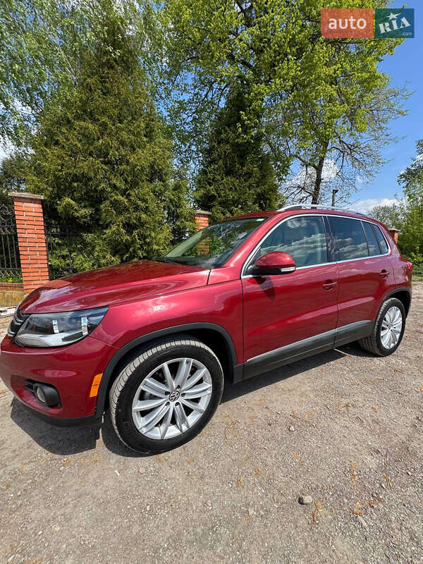 Внедорожник / Кроссовер Volkswagen Tiguan 2012 в Тлумаче