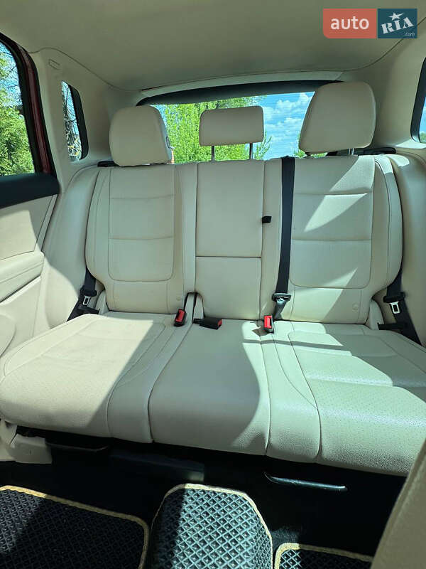 Внедорожник / Кроссовер Volkswagen Tiguan 2012 в Тлумаче