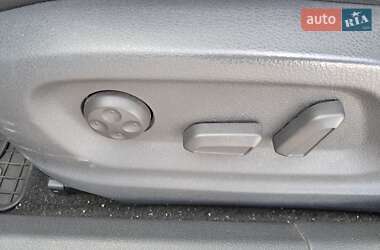 Внедорожник / Кроссовер Volkswagen Tiguan 2009 в 