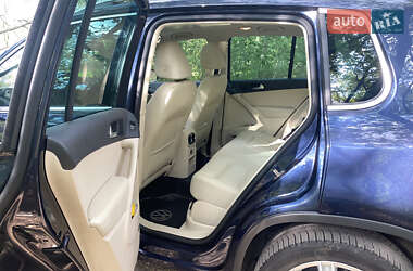 Позашляховик / Кросовер Volkswagen Tiguan 2014 в 