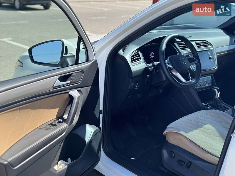 Внедорожник / Кроссовер Volkswagen Tiguan 2022 в Ивано-Франковске