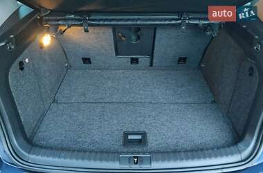 Позашляховик / Кросовер Volkswagen Tiguan 2010 в 