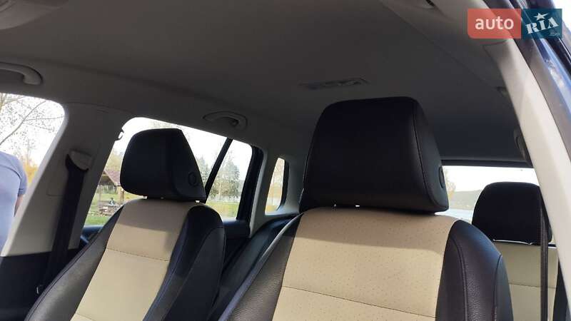 Внедорожник / Кроссовер Volkswagen Tiguan 2015 в Бурштыне
